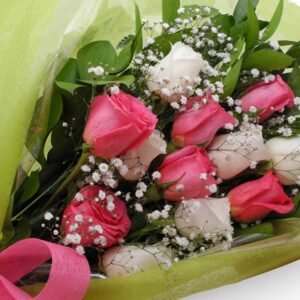 Ramillete Rosas Blancas y otras X 12