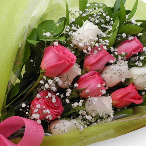 Ramillete Rosas Blancas y otras X 12